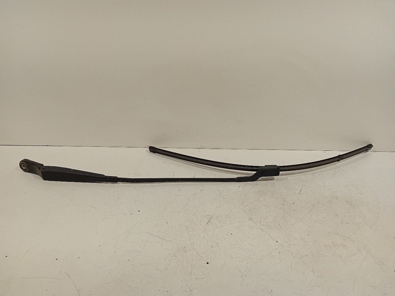 Ruitenwisserarm rechts voor Peugeot 5008, Onderdelen@venauto.nl, Van der Ven Autorecycling B.V., Ettenseweg 76, 4706 PB Roosendaal, The Netherlands