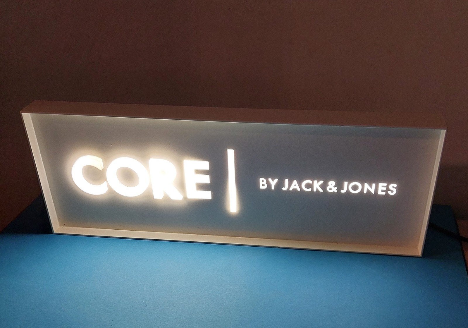 enseigne lumineuse Jack & Jones Core, Enlèvement ou Envoi, Comme neuf, Table lumineuse ou lampe (néon)