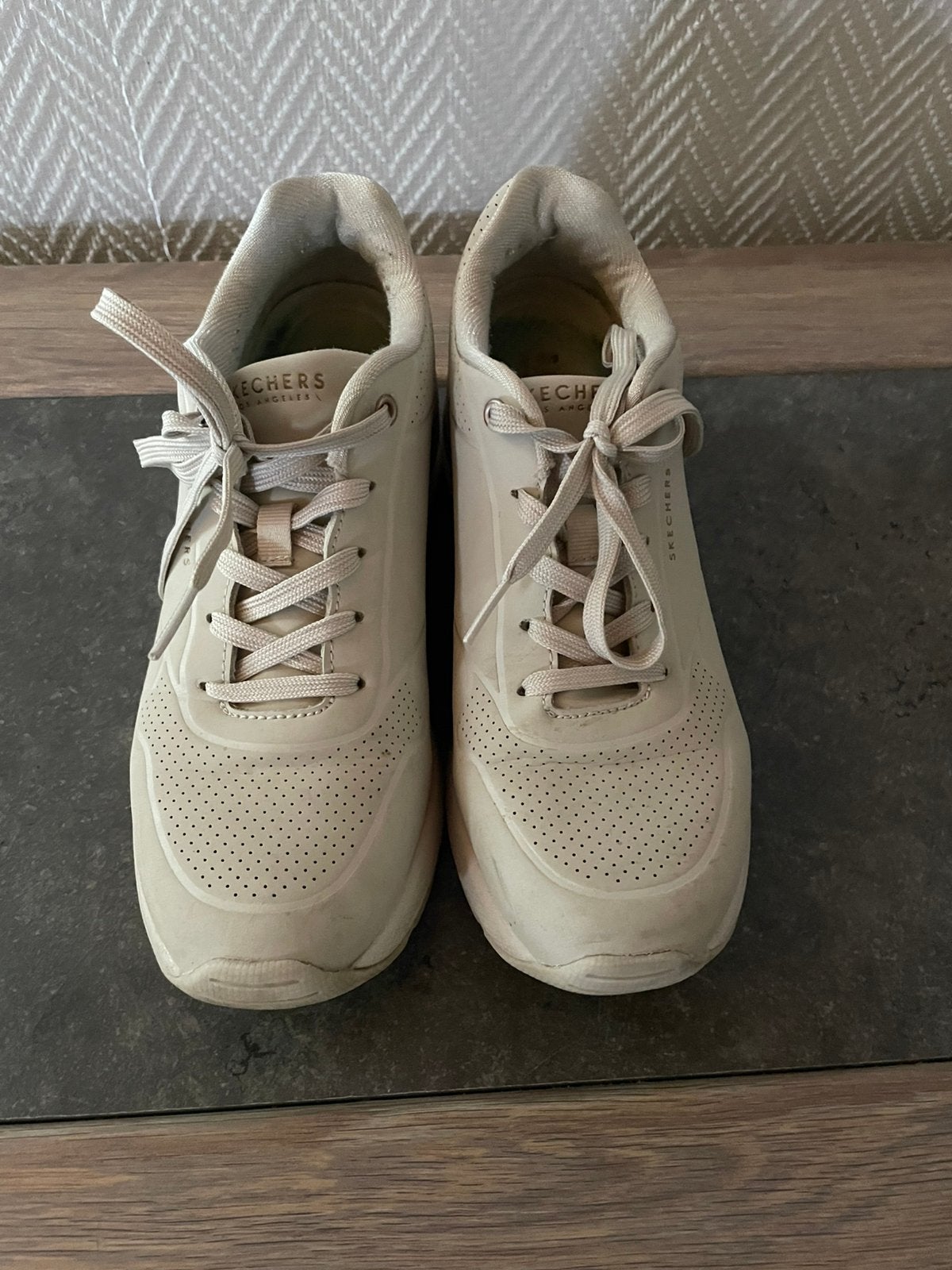 Skechers in nieuwe staat maat 38, Ophalen, Zo goed als nieuw, Sneakers