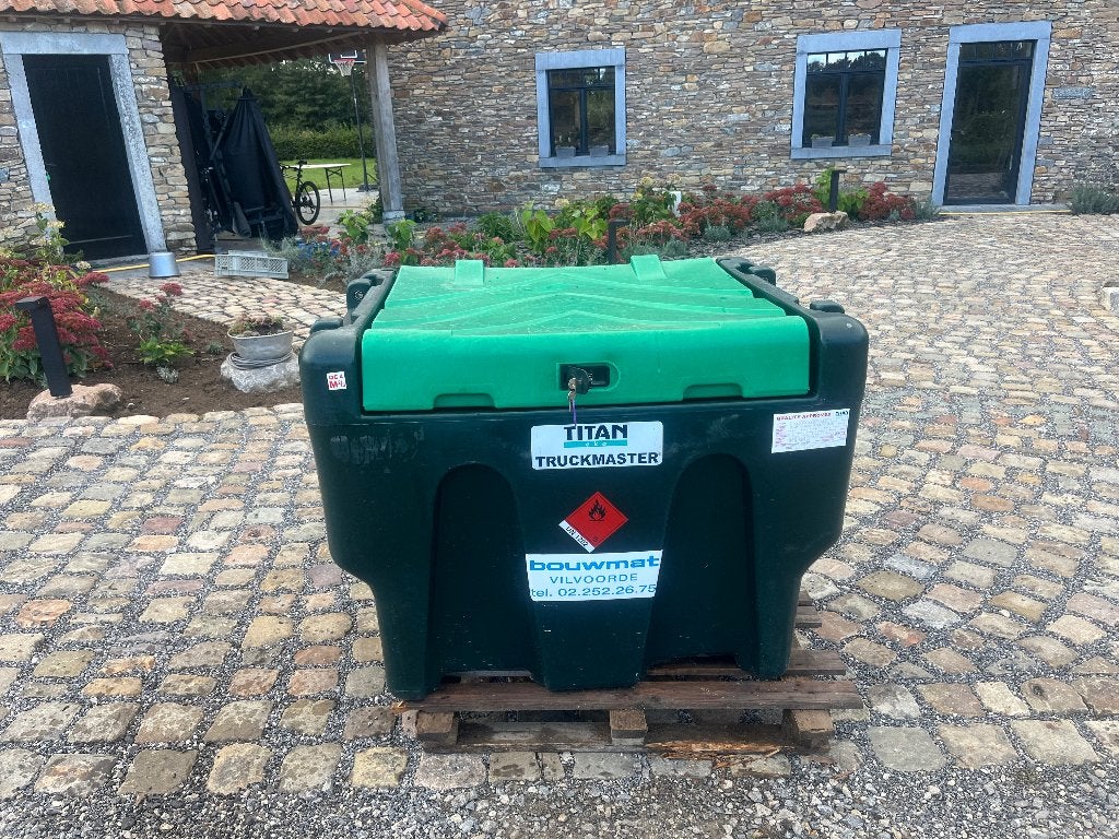 Kingspan Titan truckmaster 430l met pomp 12V, Ophalen
