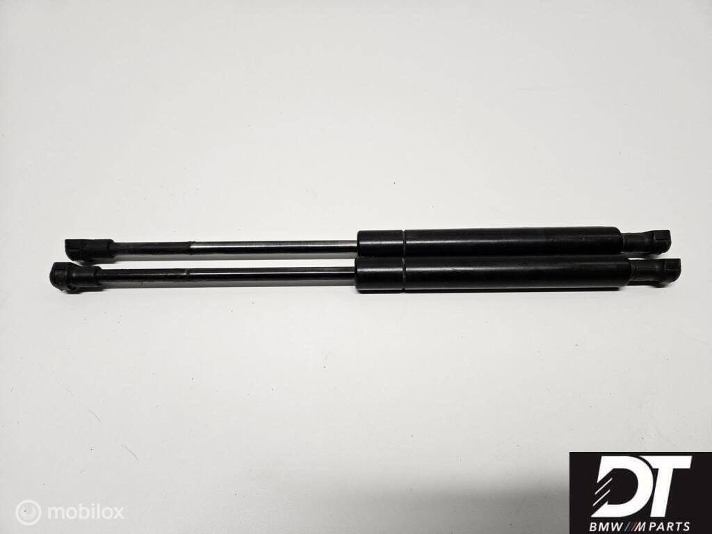 Gasveer motorkap BMW 5-serie E39 ('95-'03) 51238174866, Auto-onderdelen, Gebruikt, Ophalen of Verzenden, BMW, BMW