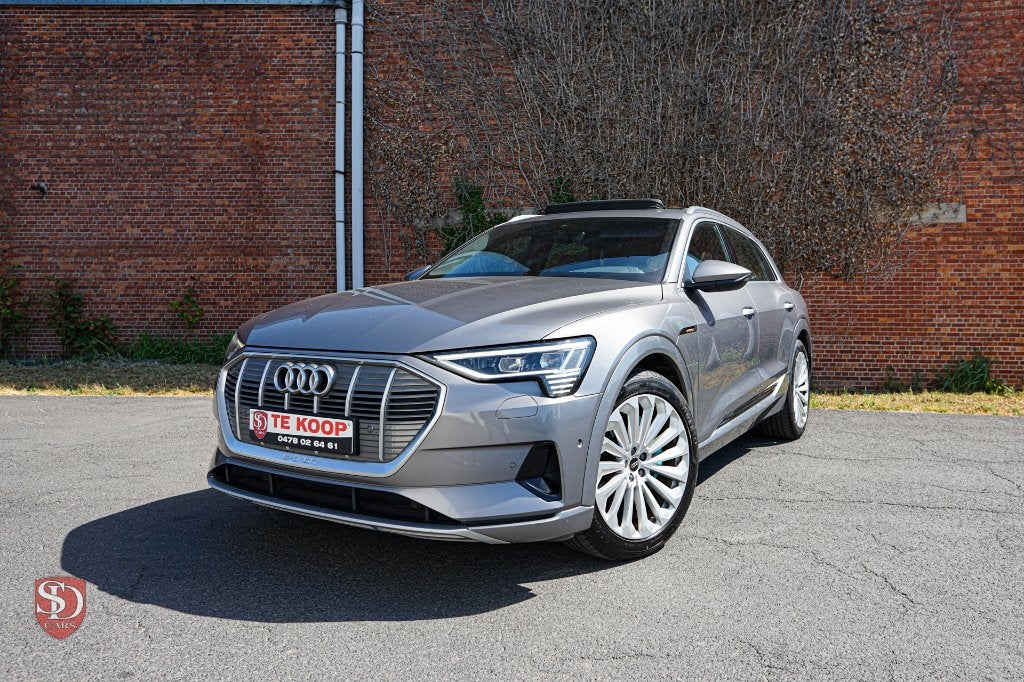 Audi E-Tron 55 Sportzetels*Open dak*, Autos, Audi, Entreprise, e-tron, Caméra de recul, Phares directionnels, Airbags, Air conditionné