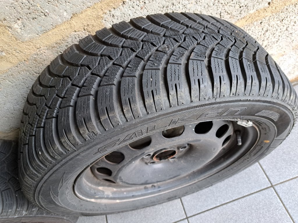 Winterbanden op velg Falken 205/55R16 91H, Pneus et Jantes, Pneus hiver, 16 pouces, Véhicule de tourisme
