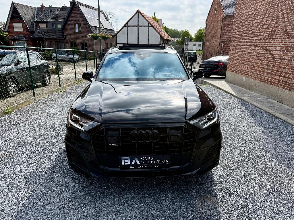 Audi Q7 PHEV 55 TFSi e Quattro 3x S line | Massage | Full !!, Auto's, Automaat, 2460 kg, Zwart, Leder