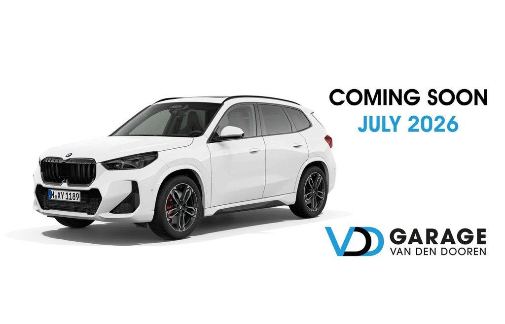 BMW X1 sDrive18i M Sport Pro / PANO / TREKHAAK / M SEAT / HU, Gebruikt, Zwart, Wit, Bedrijf