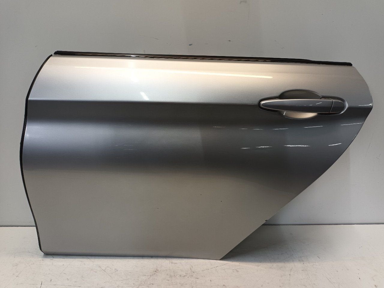 Portier links achter BMW 4 serie, Auto-onderdelen, Onderdelen@venauto.nl, Van der Ven Autorecycling B.V., Gebruikt, Ettenseweg 76, 4706 PB Roosendaal, The Netherlands