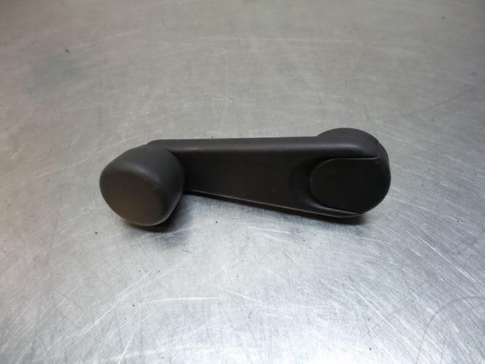 Manivelle de vitre d'un BMW 1-Serie (1-Serie 03-), -, Utilisé, -, Enlèvement ou Envoi