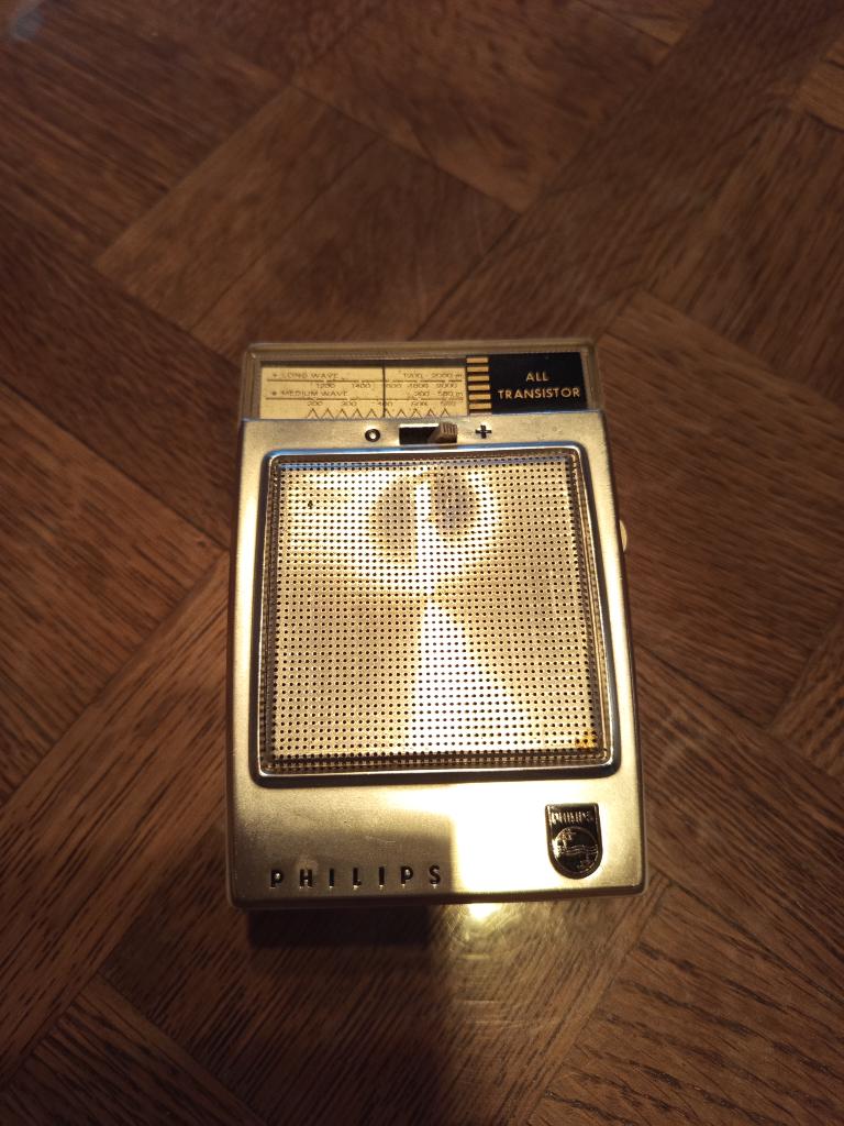 Philips LOX20T / 22 G draagbare radio, Audio, Tv en Foto, Radio's, Gebruikt, Radio, Ophalen of Verzenden
