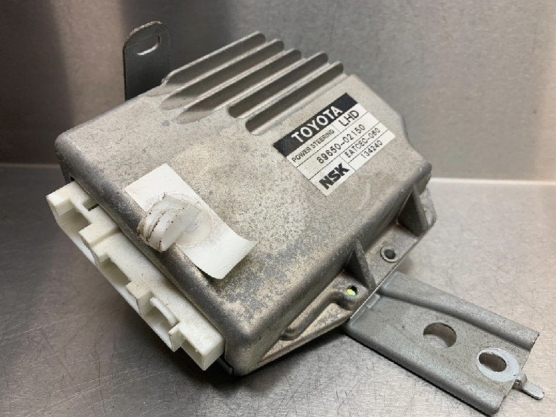 ORDINATEUR DIRECTION ASSISTEE Corolla (E12) (|8965002150|), Utilisé, Toyota