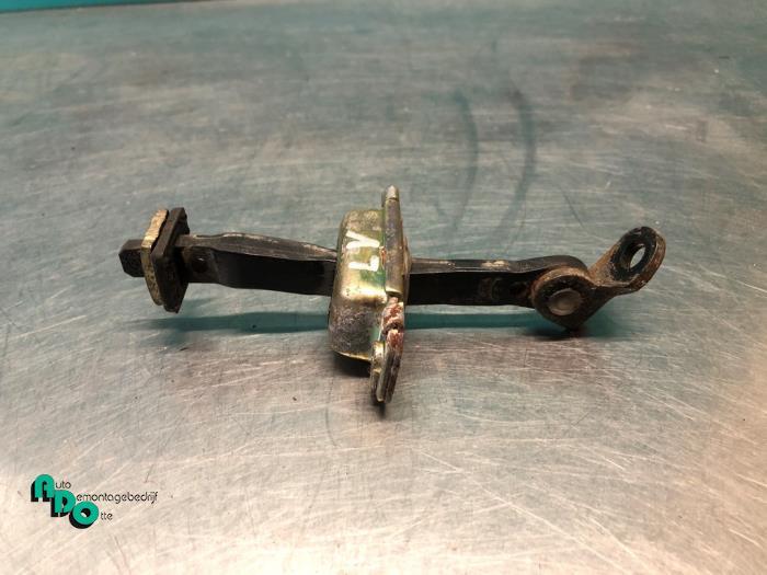 Butée 4portes avant gauche d'un Hyundai Getz (Getz 03-), -, 3 mois de garantie, Utilisé, Hyundai