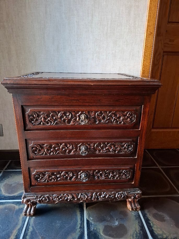 houten kastje, Ophalen