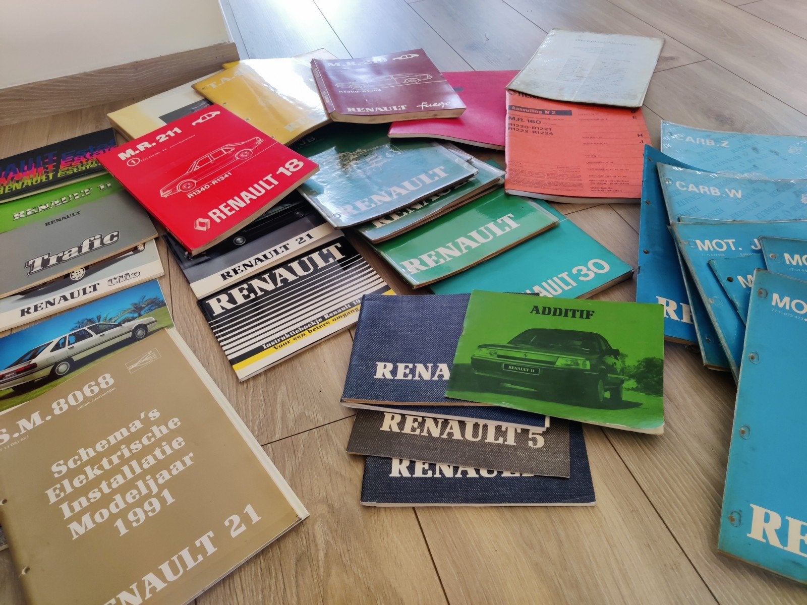 boeken Renault werkplaats, handboek allerlei, Enlèvement