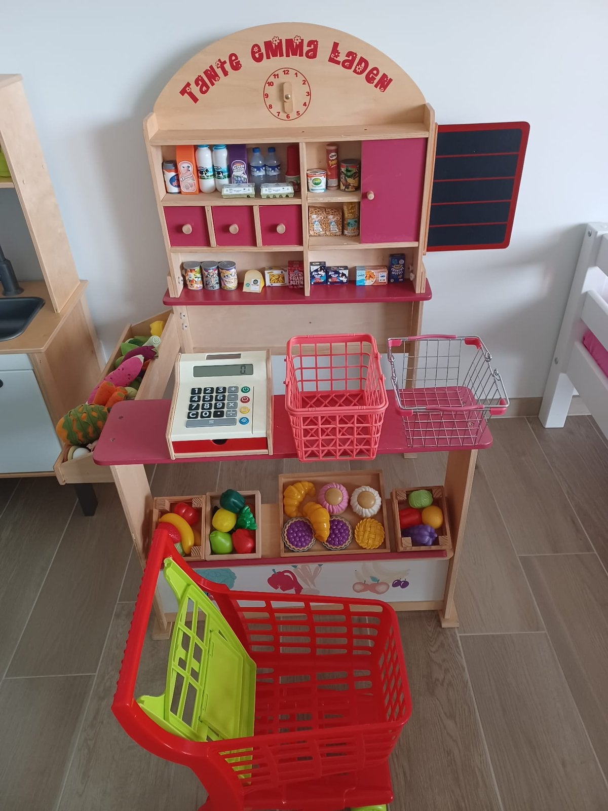 Boutique pour enfants, Enlèvement, Comme neuf