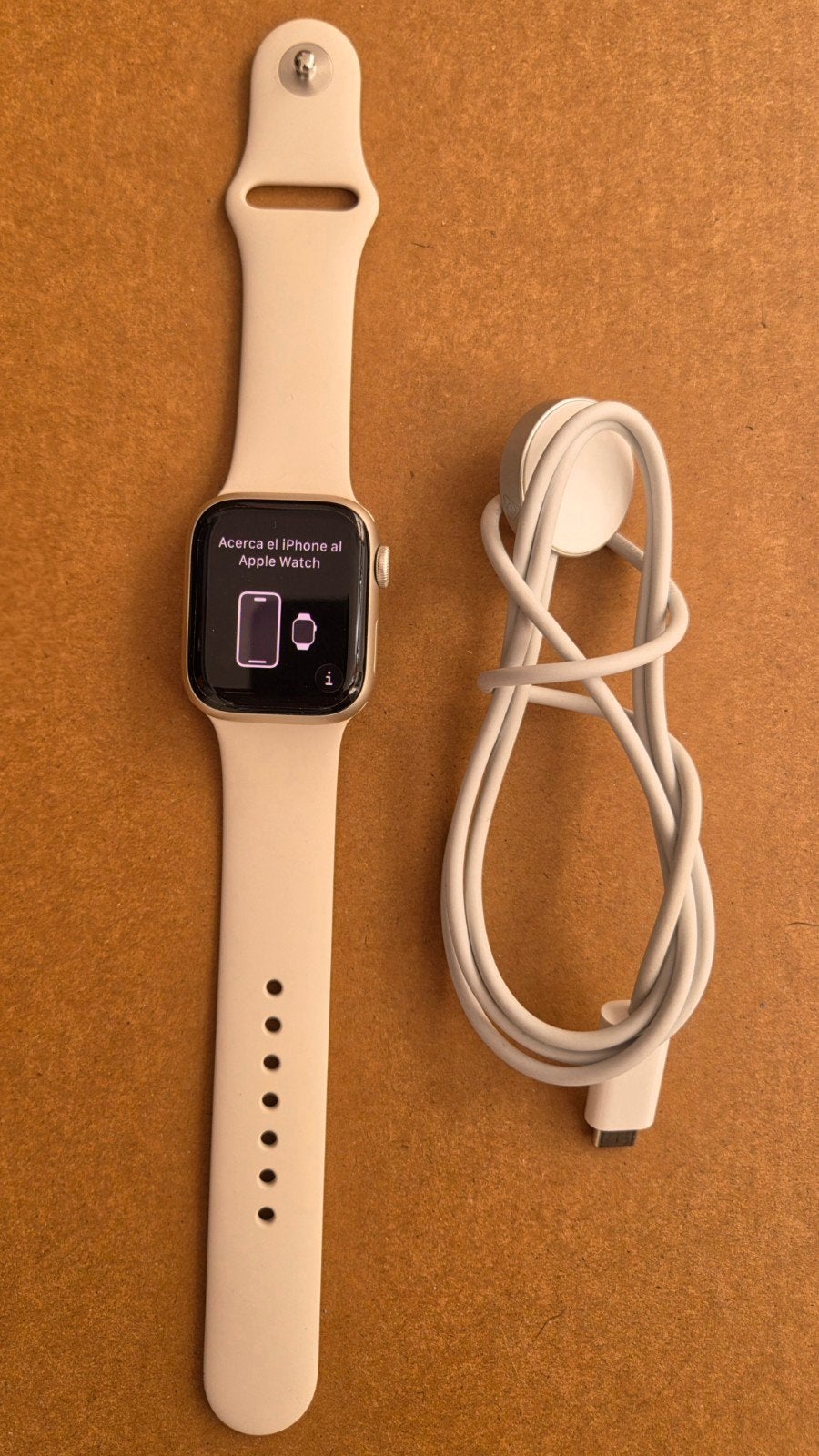 Apple Watch Series 8 (41mm), Handtassen en Accessoires, Smartwatches, Ophalen of Verzenden, Zo goed als nieuw, Zilver, Apple Watch