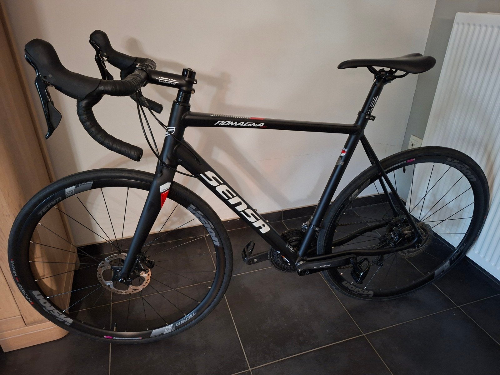 Sensa Romagna - Hydrolic Discs - Full 105 - Top Bike !!!, Fietsen en Brommers, Fietsen | Racefietsen, Ophalen
