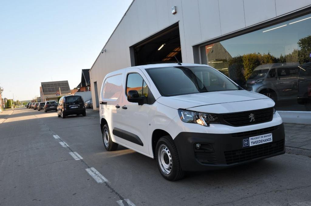 Peugeot Partner Asphalt L1 (bj 2023), Auto's, Voorwielaandrijving, 75 kW, Stof, Gebruikt