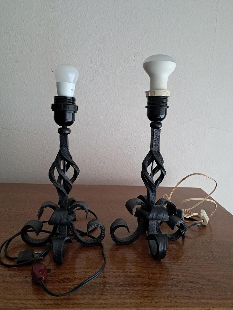 1 Paire de pieds de lampes en fer forgé, Enlèvement ou Envoi, Moins de 100 cm, Métal, Fer forgé travaillé