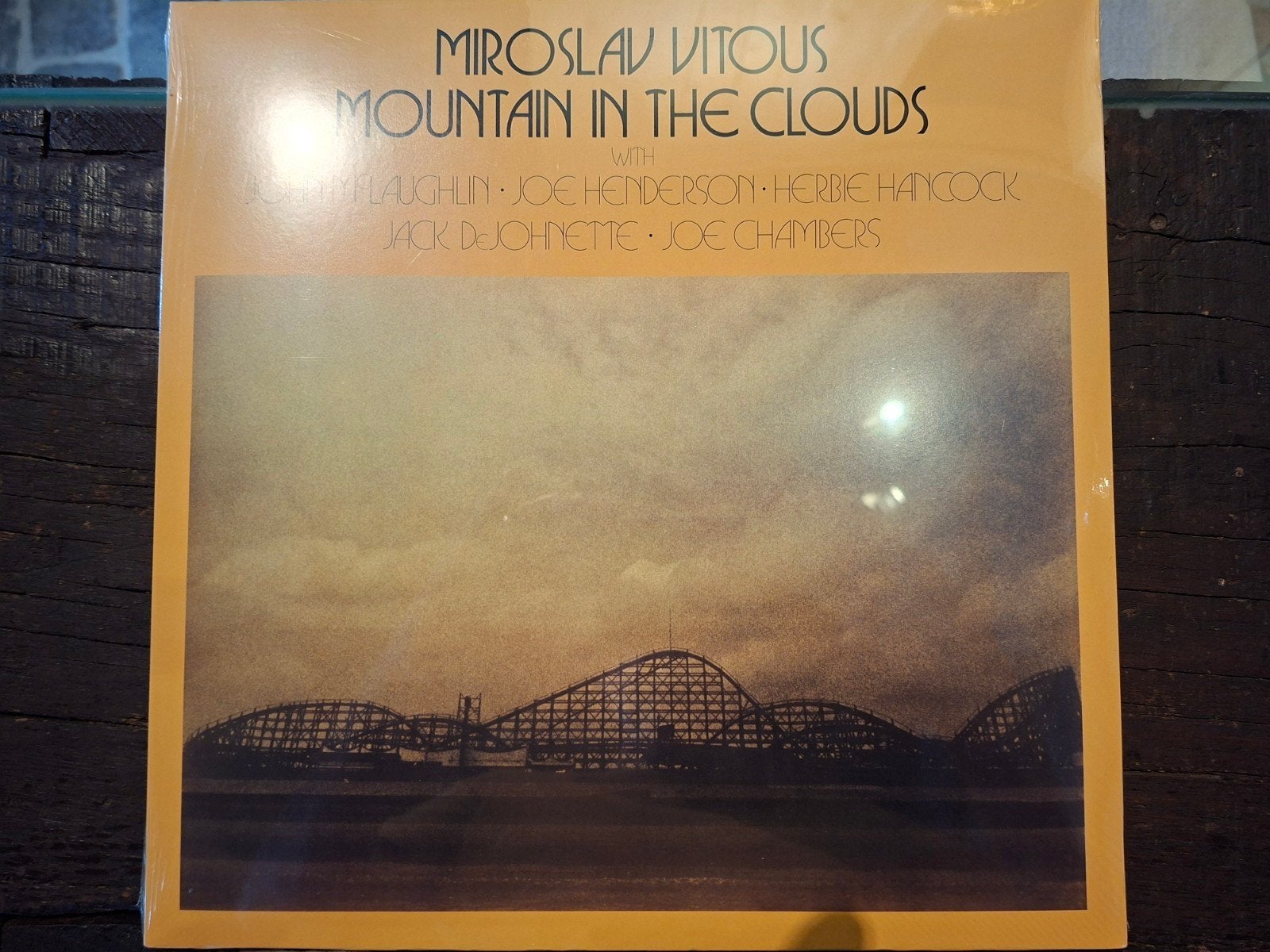 MIROSLAV VITOUS - MOUNTAIN IN THE CLOUDS, Enlèvement ou Envoi, Neuf, dans son emballage