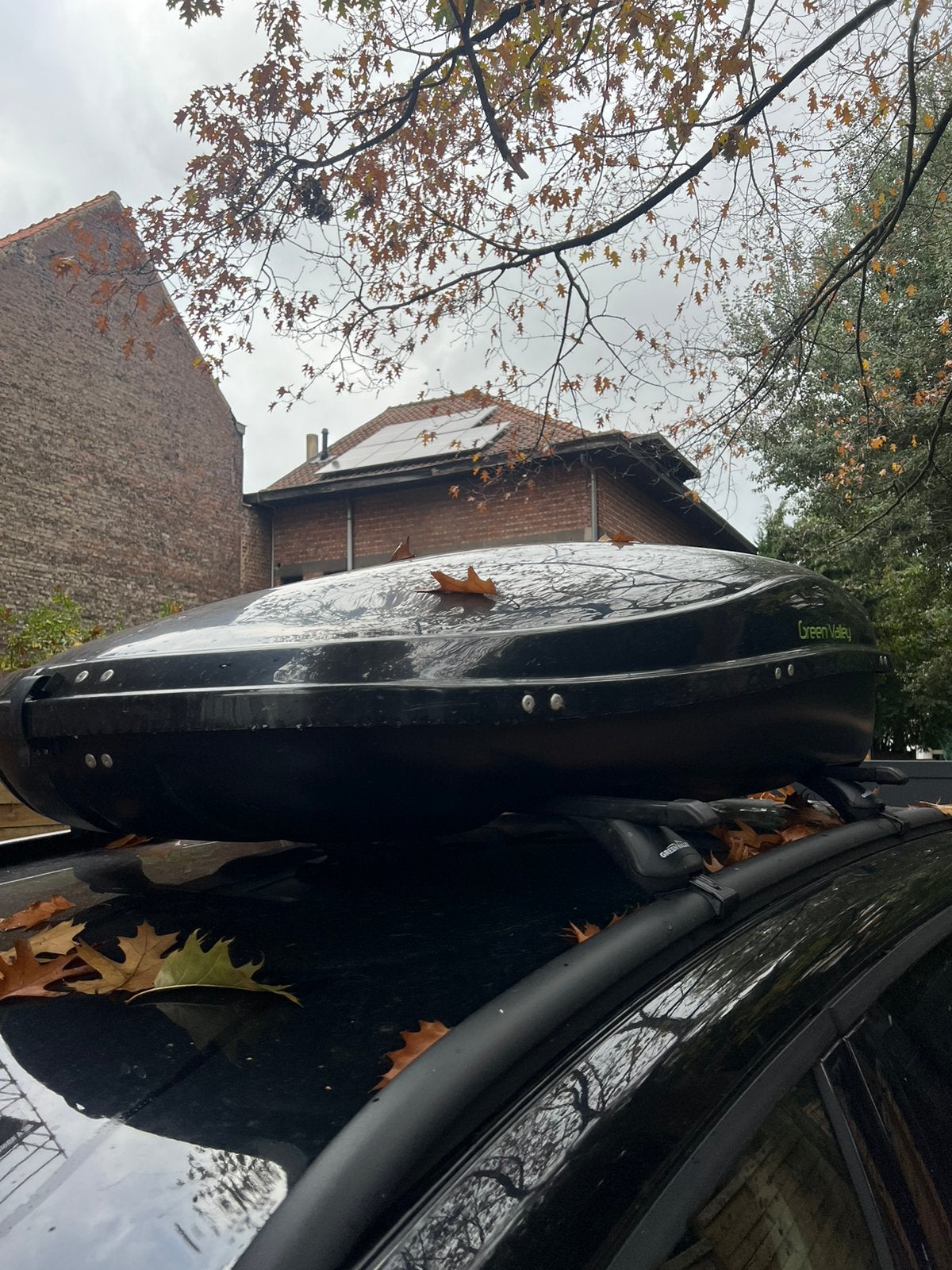 Coffre de toit avec barres, Autos : Divers, Coffres de toit, Enlèvement, Comme neuf