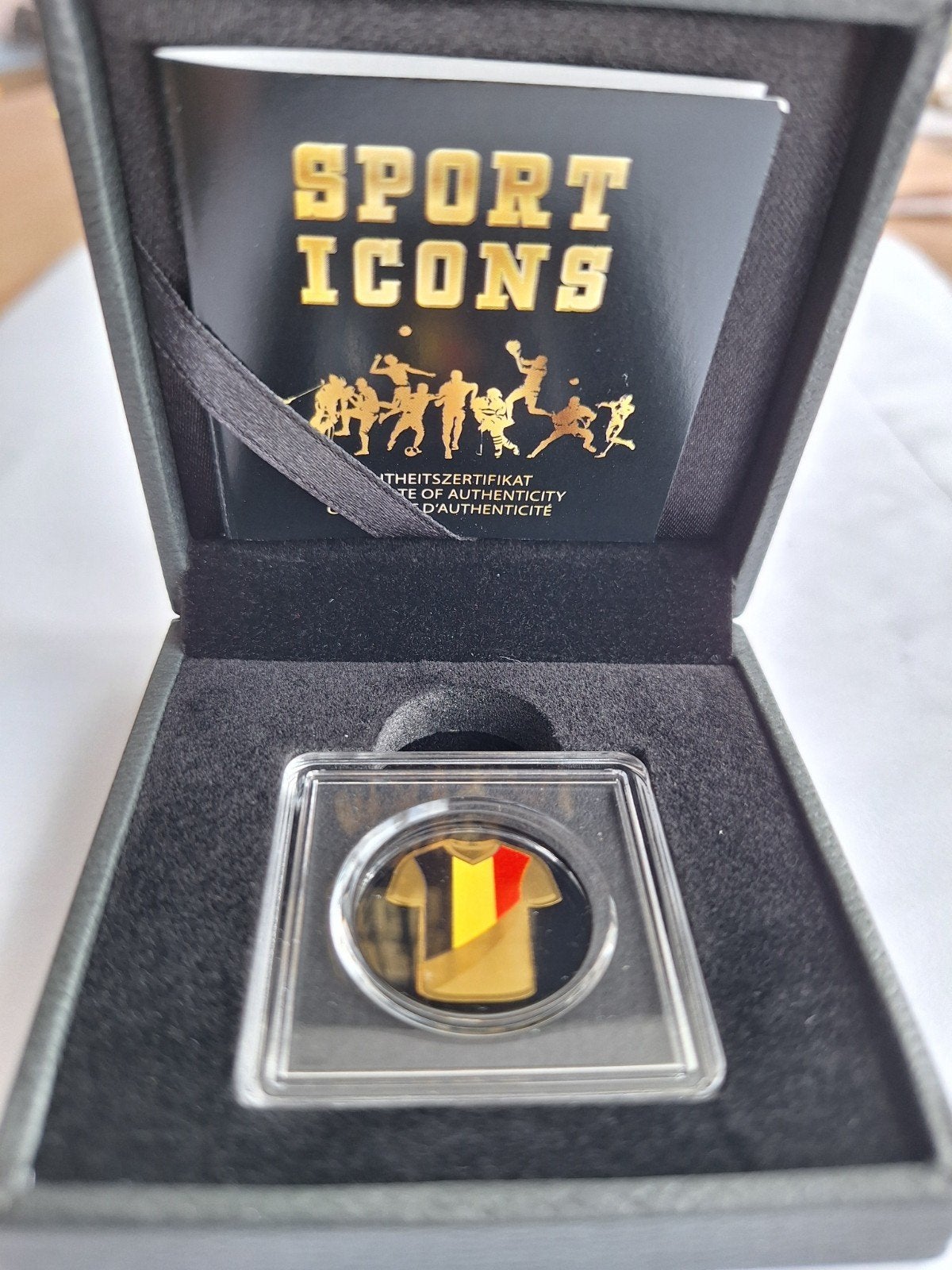 Gouden Voetbalshirt 1/1000 oz Puur Goud, Postzegels en Munten, Ophalen of Verzenden, Goud, Goud