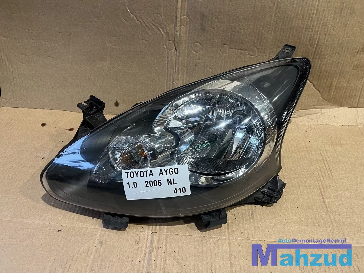 TOYOTA AYGO Links koplamp 2005-2014, Info@toyota.co.jp, Toyota Motor Corporation, Toyota-Cho 1
471-8571  Toyota City, Toyota