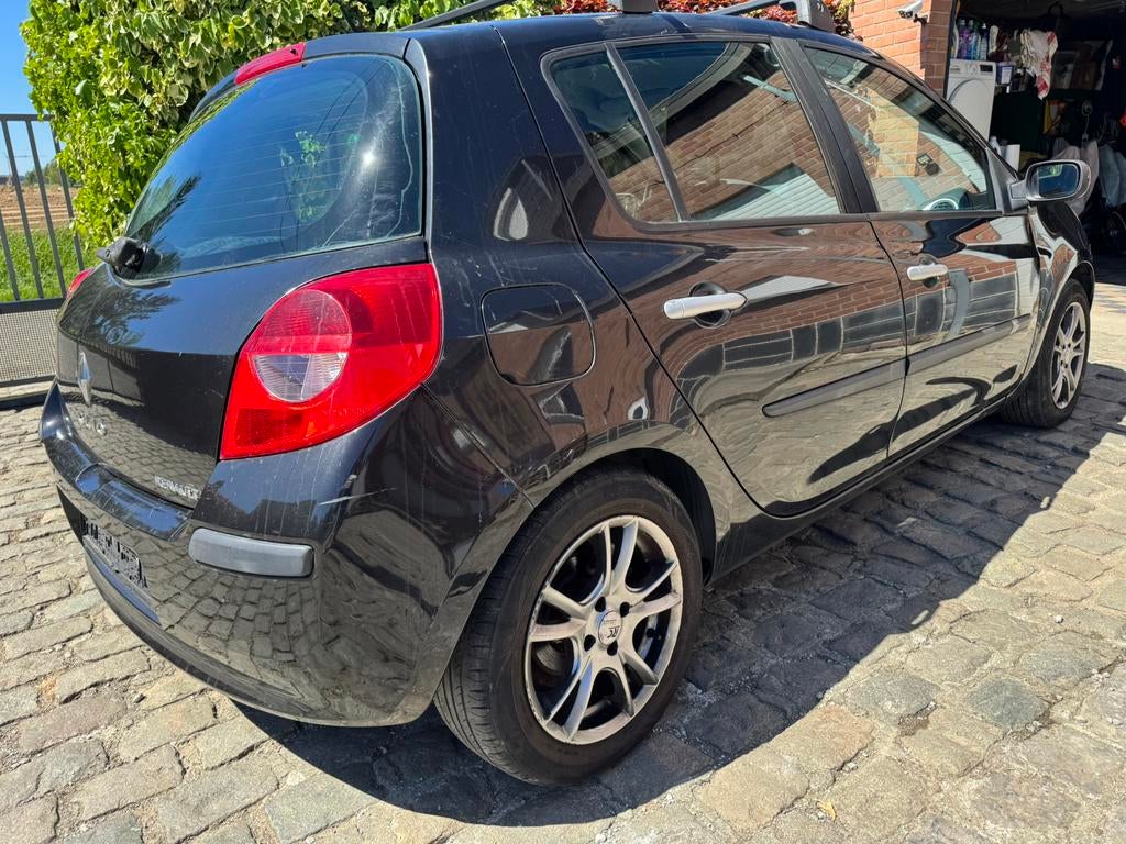 Renault clio 1.6 benzine, Autos, Boîte manuelle, 5 portes, Particulier, Tissu
