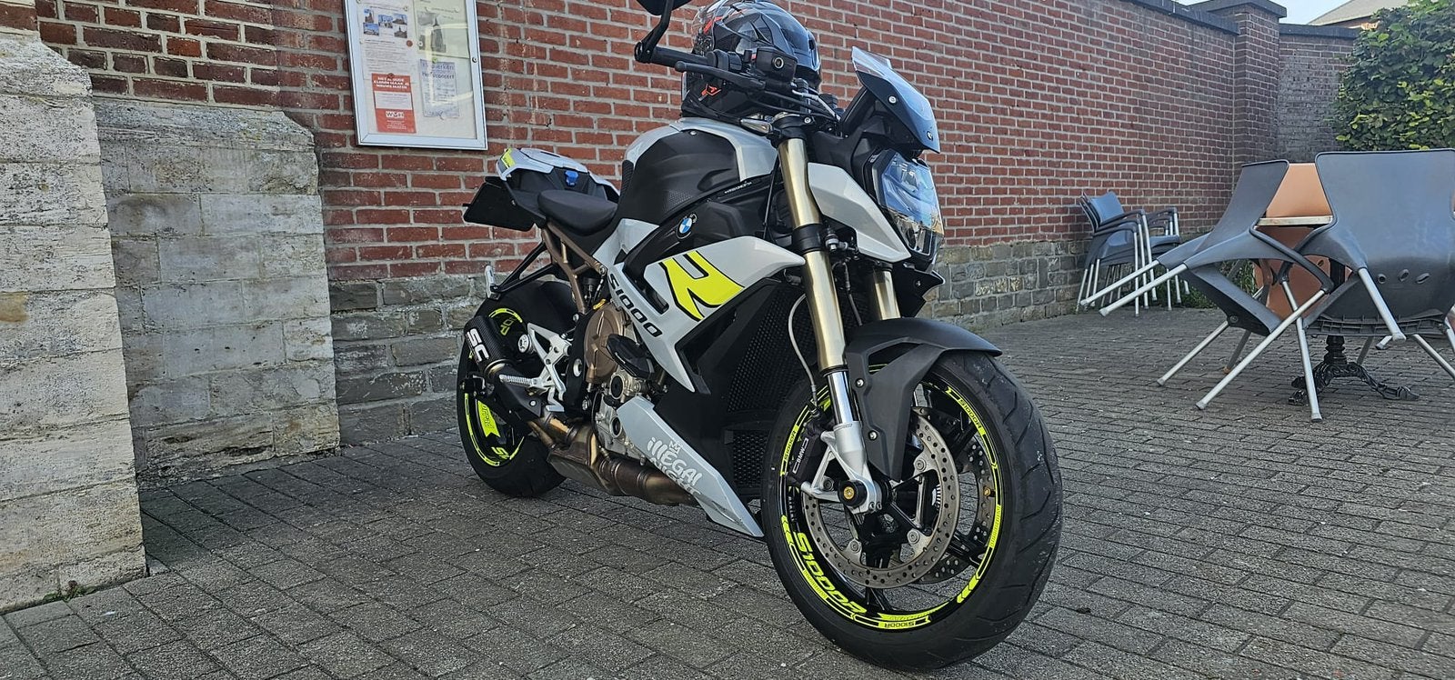 BMW S1000R 2021 Grise, Motos, Motos | BMW, Occasion, Plus de 35 kW, Poignées chauffantes, Particulier
