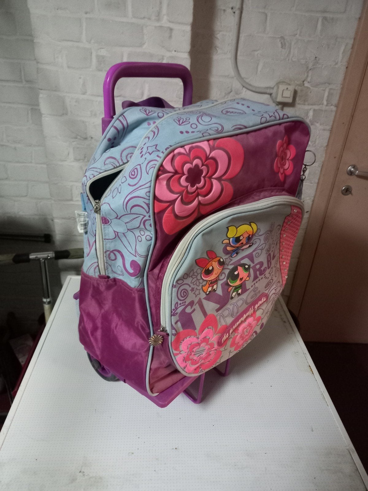 cartable pour petite fille, Bijoux, Sacs & Beauté, Sacs | Cartables, Enlèvement