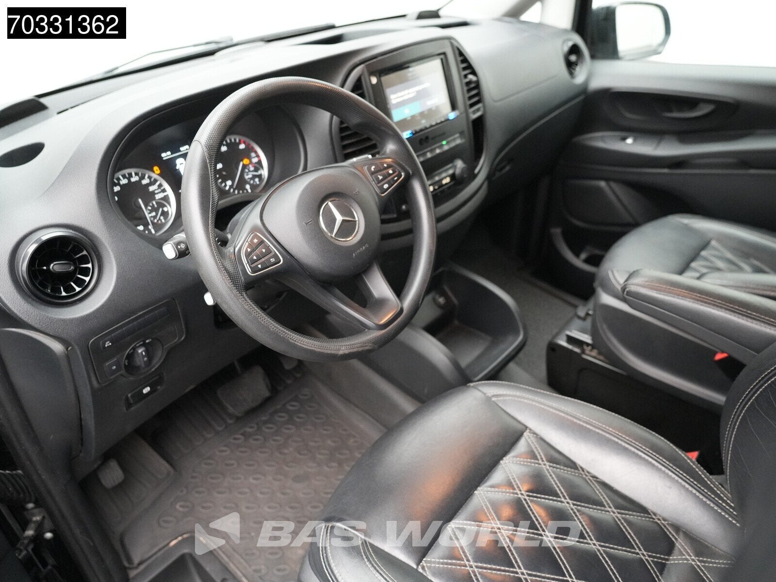 Mercedes Vito 116 Automaat L3H1 Black Edition 160PK Trekhaak, Automaat, Gebruikt, Euro 6, 4 cilinders