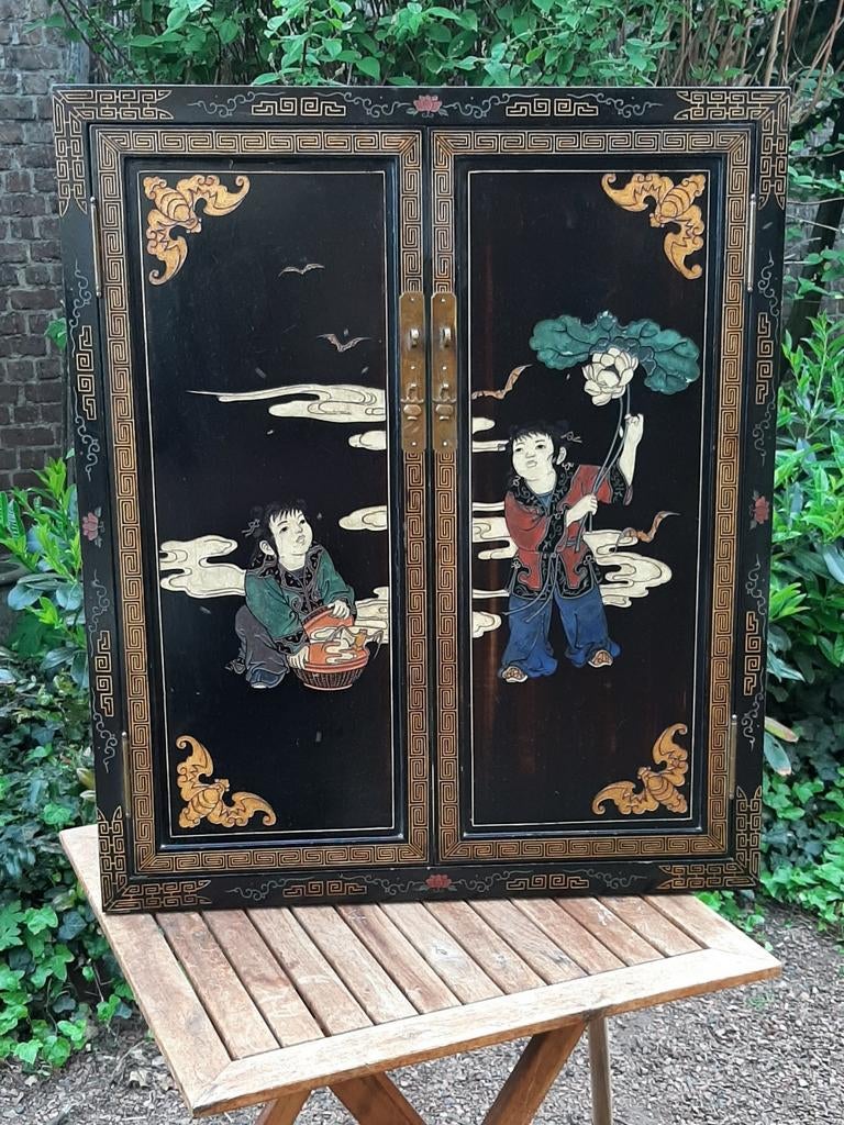 Belle décoration murale chinoise., Antiquités & Art, Antiquités | Meubles | Armoires, Enlèvement ou Envoi