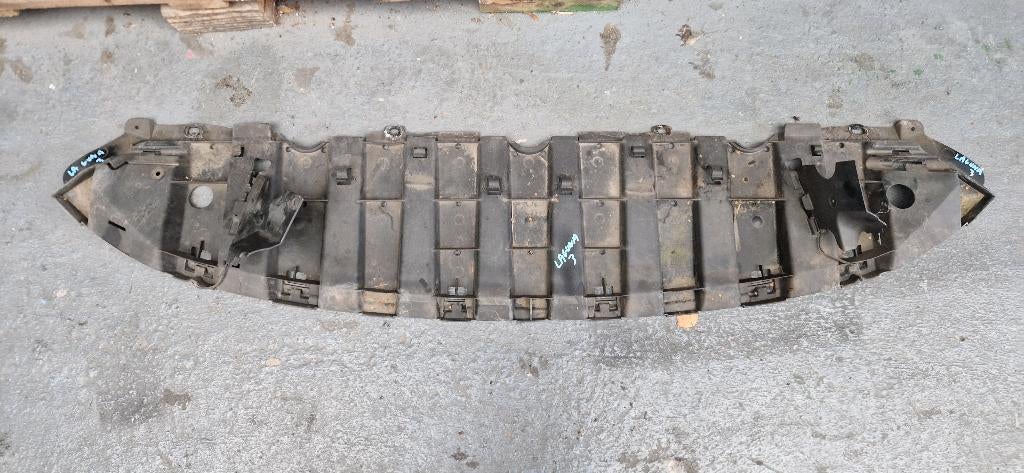 Deflecteur cache sous pare choc RENAULT LAGUNA 3 III 2010, Enlèvement, Avant, Renault