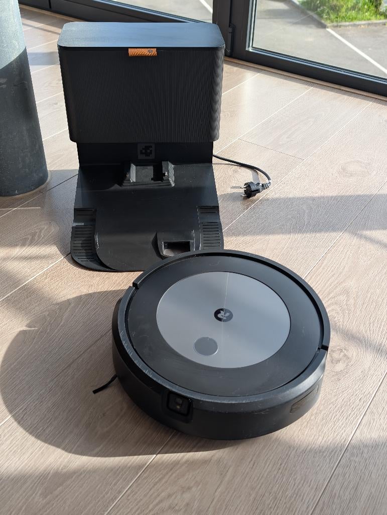 IROBOT J5+ Aspirateur la veur robot, Electroménager, Enlèvement, Comme neuf, Aspirateur