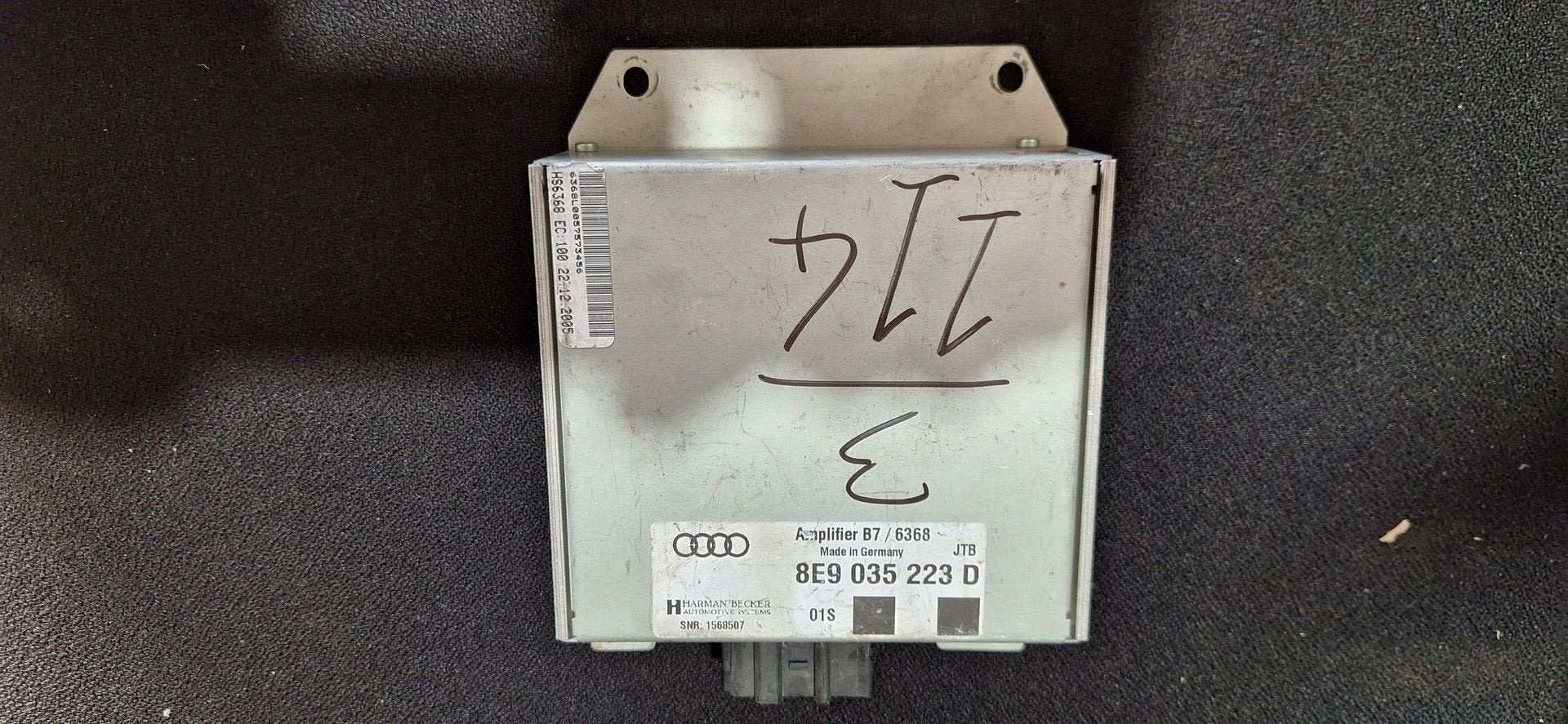 Originele Audio Versterker Computer Audi A4 B6 B7 Harman Bec, Auto diversen, Ophalen of Verzenden, -, -, -