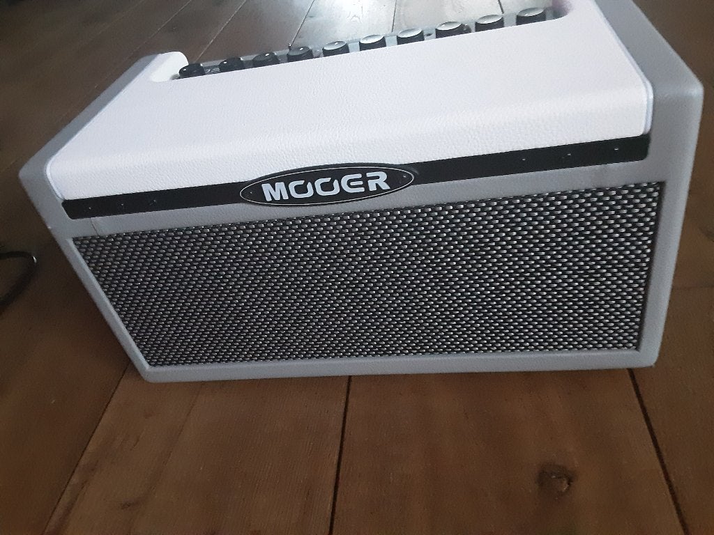 Mooer sd30i versterker izgst, Muziek en Instrumenten, Versterkers | Bas en Gitaar, Ophalen, Zo goed als nieuw, Gitaar, Minder dan 50 watt