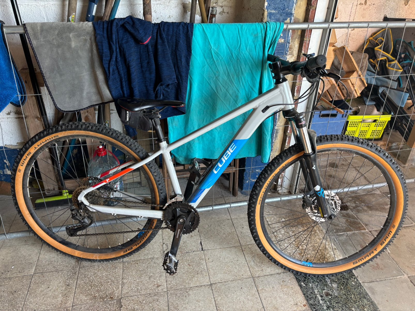 Velo vtt enfants taille xs, Enlèvement, Comme neuf