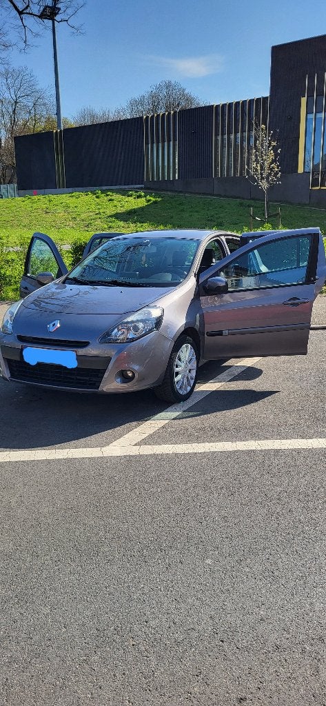 Renault clio 1.5dci 20th 2011, Autos, Euro 5, Achat, Capteur de stationnement, Boîte manuelle