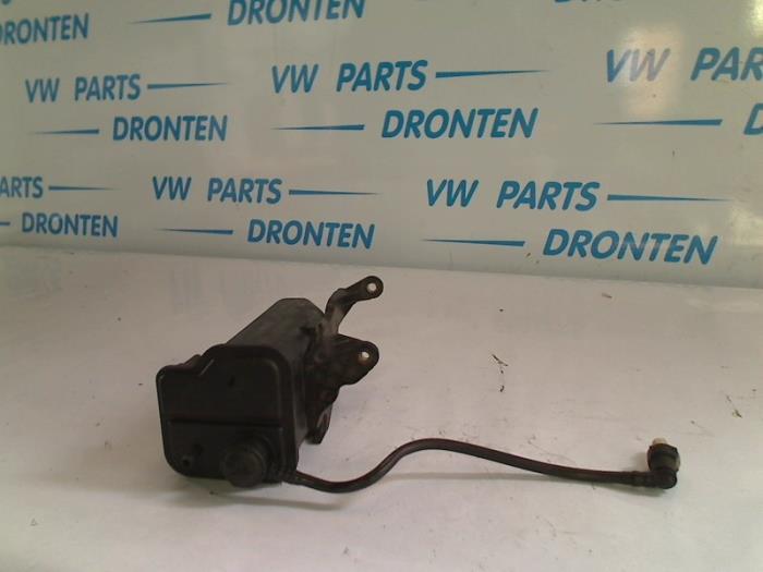 Boîtier de filtre carburant d'un Volkswagen Scirocco, Volkswagen, -, 3 mois de garantie, Utilisé