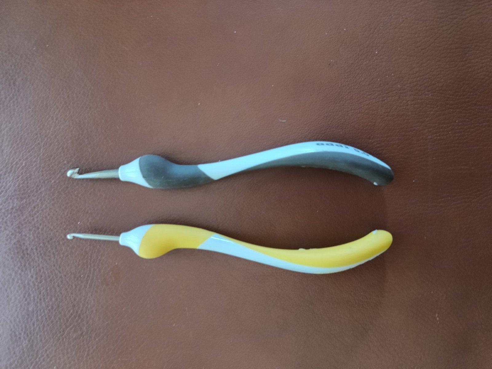 Ergonomische haaknaalden, Ophalen