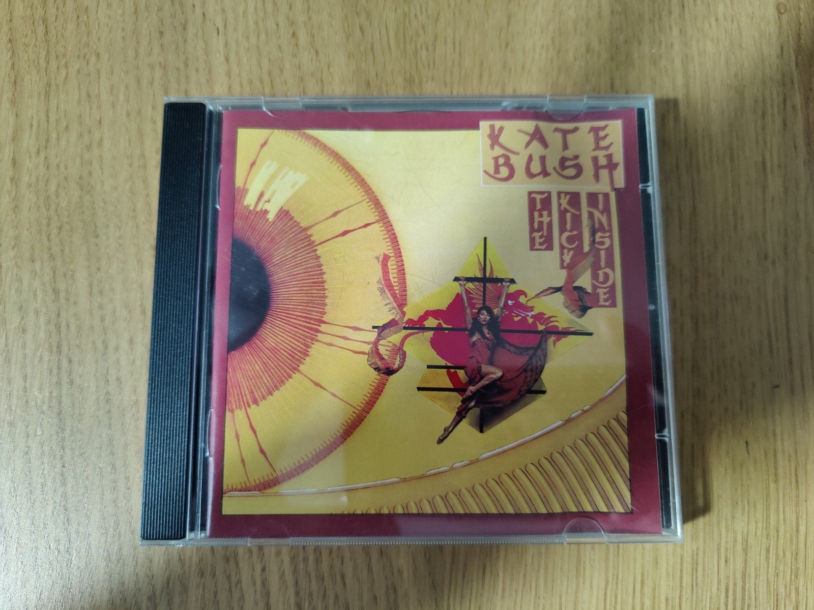 Kate Bush the kick inside, Verzenden