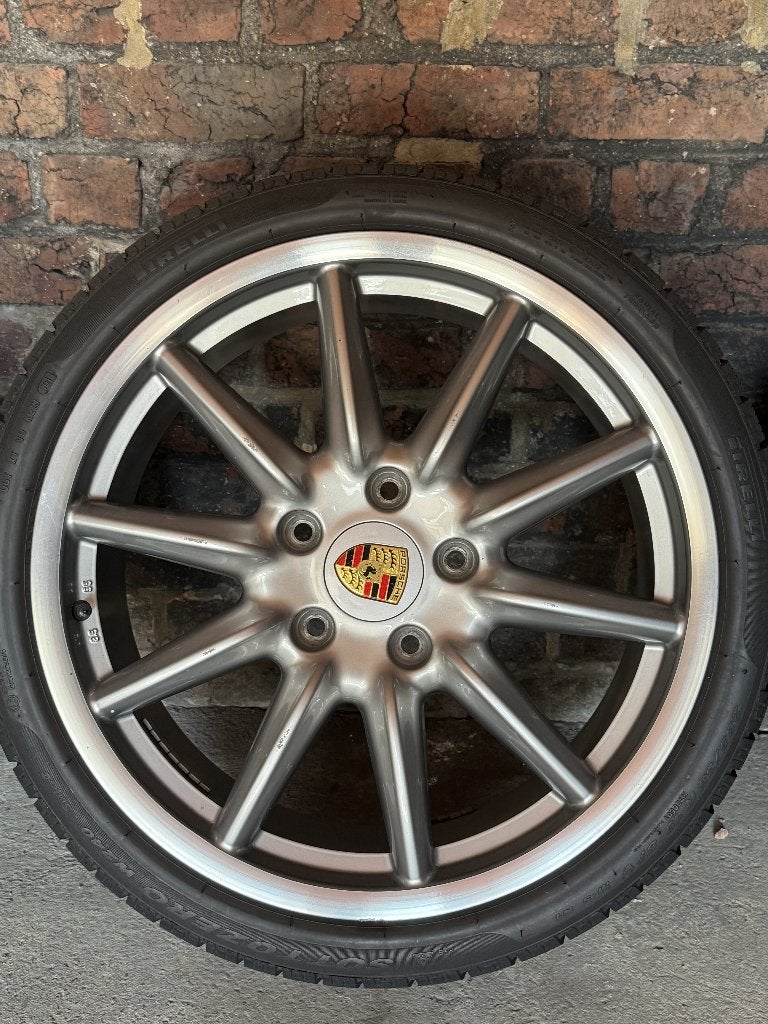 Porsche Sportvelgen + winterband, Auto-onderdelen, Banden en Velgen, Gebruikt, Velg(en), 235 mm, All Season