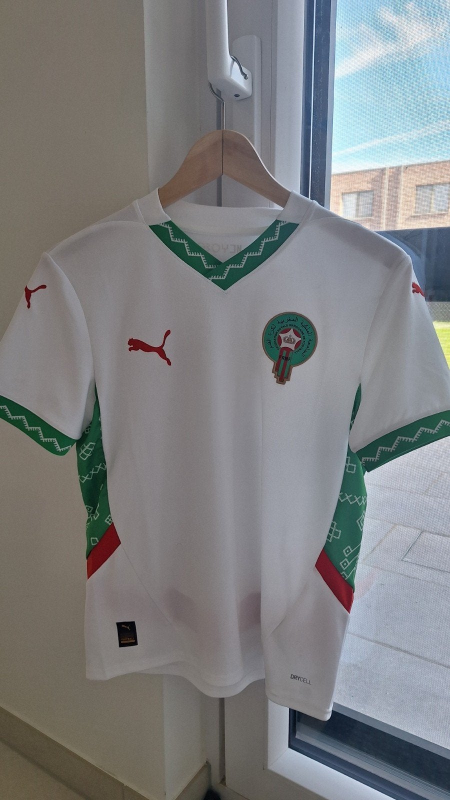 Maillot de football officiel marocain Puma — taille 164 - 13, Neuf, Garçon ou Fille, Enlèvement ou Envoi, Chemise ou À manches longues