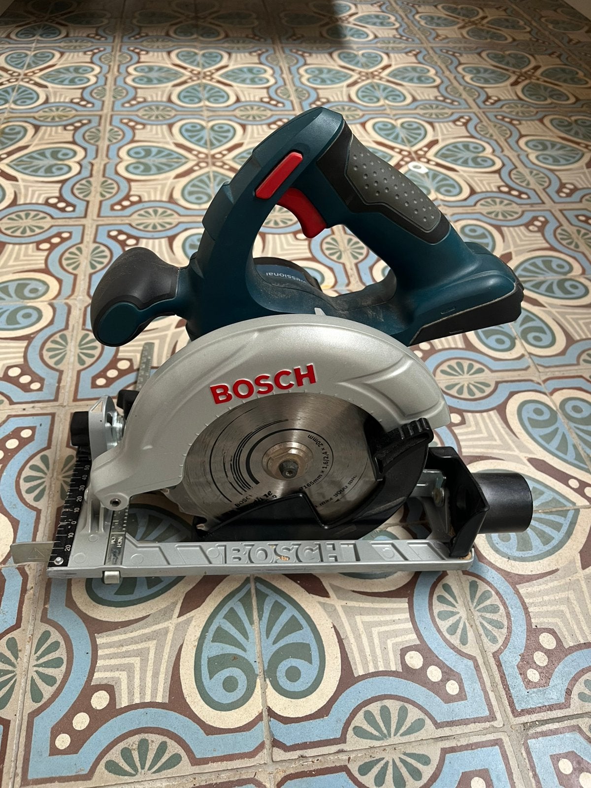 Bosch Professional GKS 18V-LI, Ophalen of Verzenden, Gebruikt, Cirkelzaag