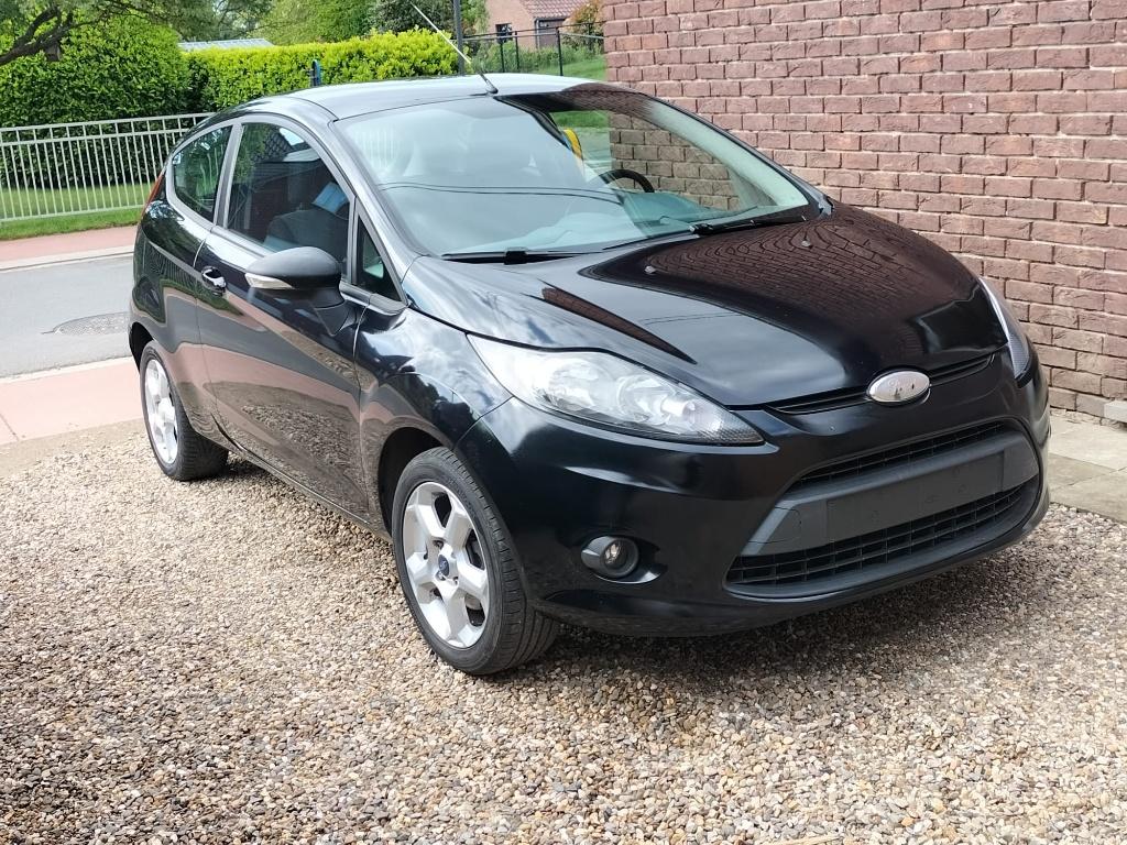 Ford fiesta, Auto's, Ford, Voorwielaandrijving, Stof, 1242 cc, Zwart