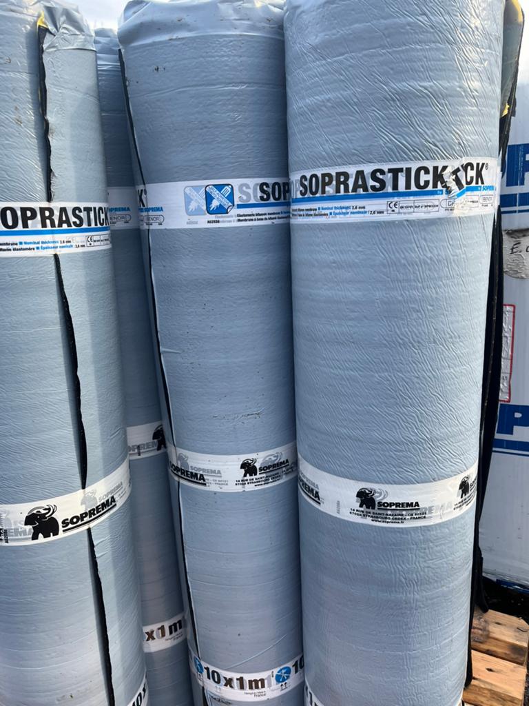 Roofing 4 mm et sous-couche., Enlèvement, Neuf, Autres matériaux, Membrane goudronnée