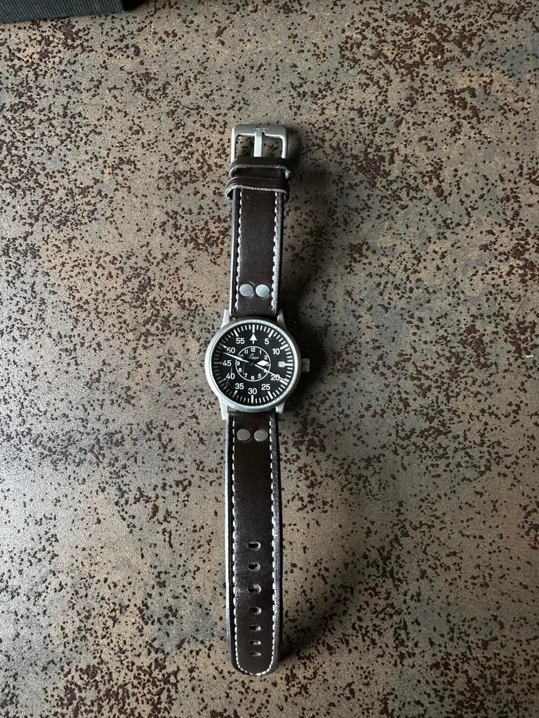 Laco horloge, Ophalen, Zo goed als nieuw
