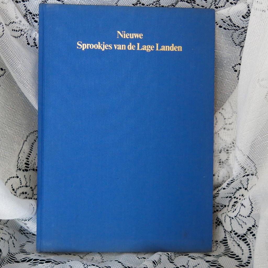 Boek Nieuwe sprookjes van de Lage Landen, Boeken, Ophalen of Verzenden