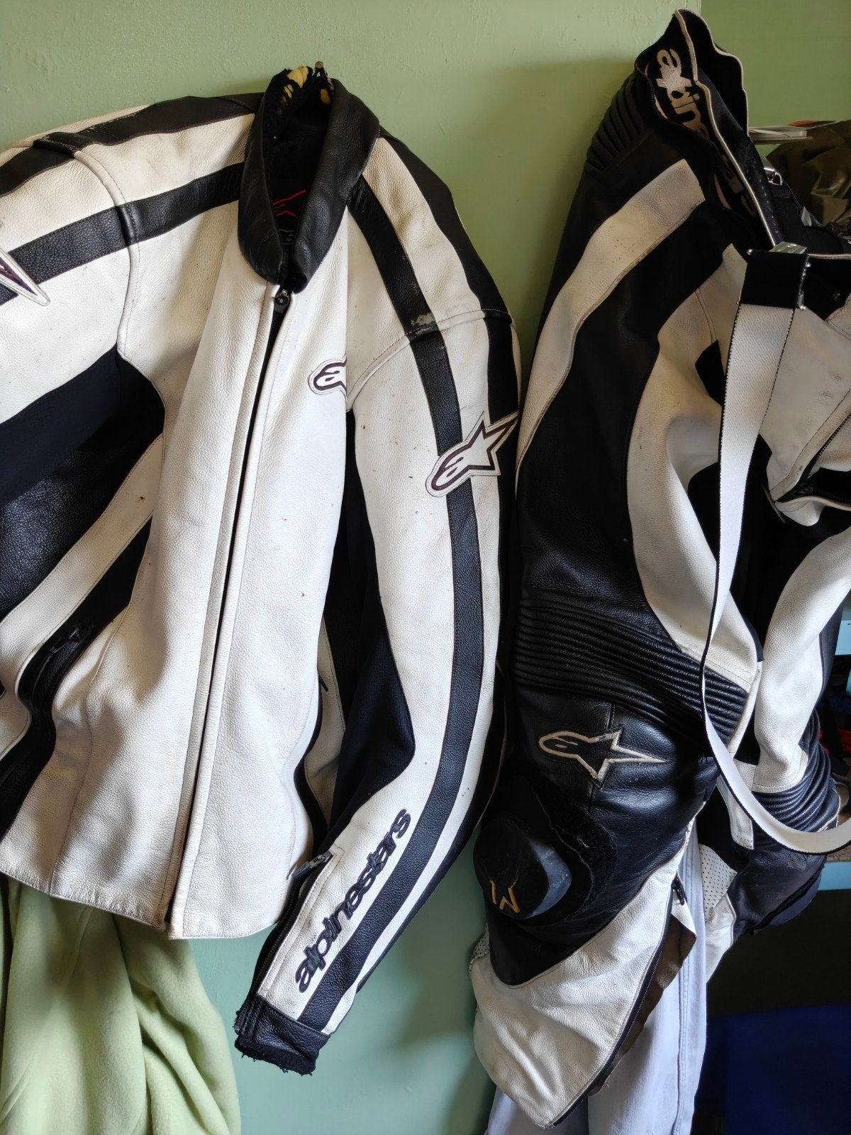 Alpinestars 2-delig lederen pak m52 - deftige staat, Motoren, Kleding | Motorkleding, Ophalen, Alpinestars, Tweedehands, Heren
