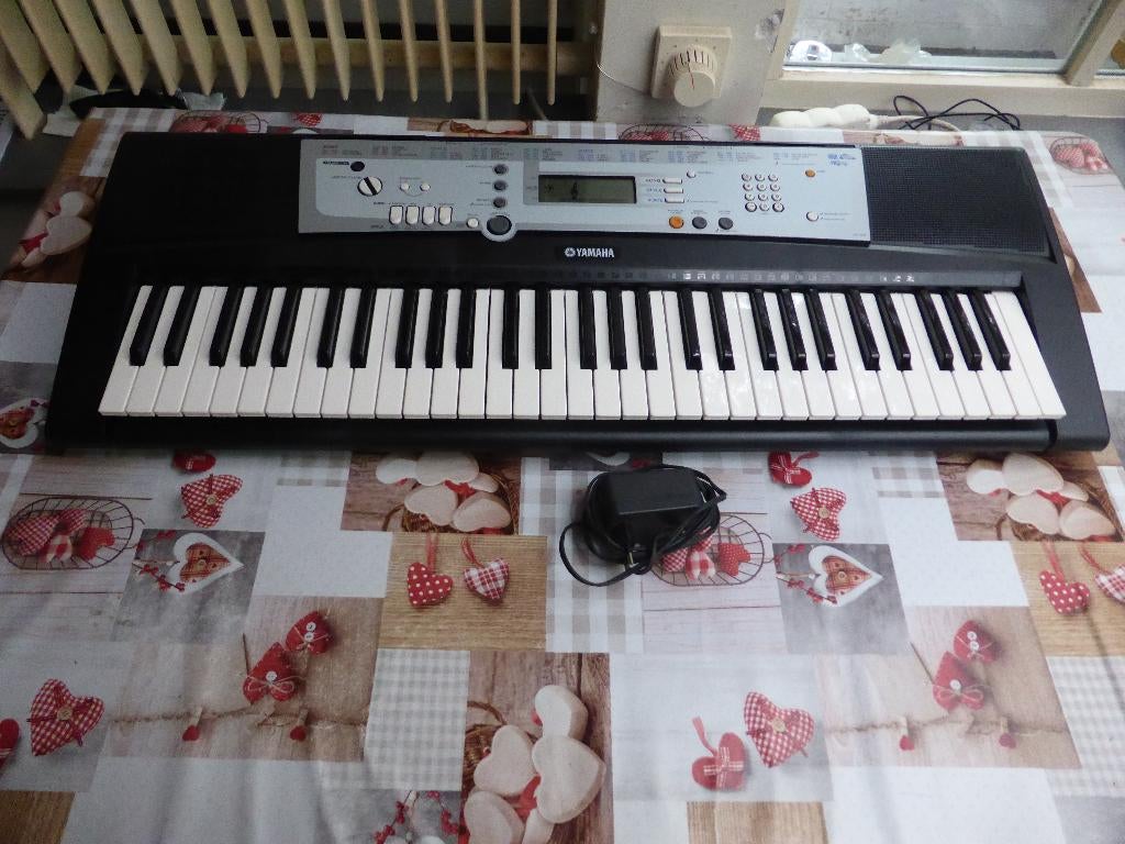 Yamaha keyboard YPT-200 in goede werkende staat, Musique & Instruments, Enlèvement, Utilisé, Yamaha