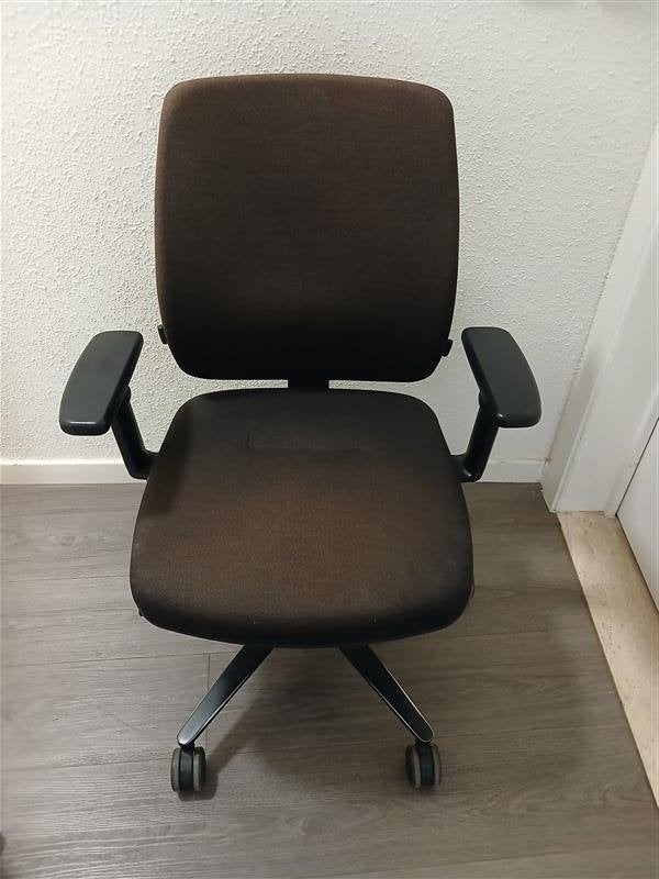 Bureau stoel, Ophalen, Zo goed als nieuw, Bruin, Bureaustoel