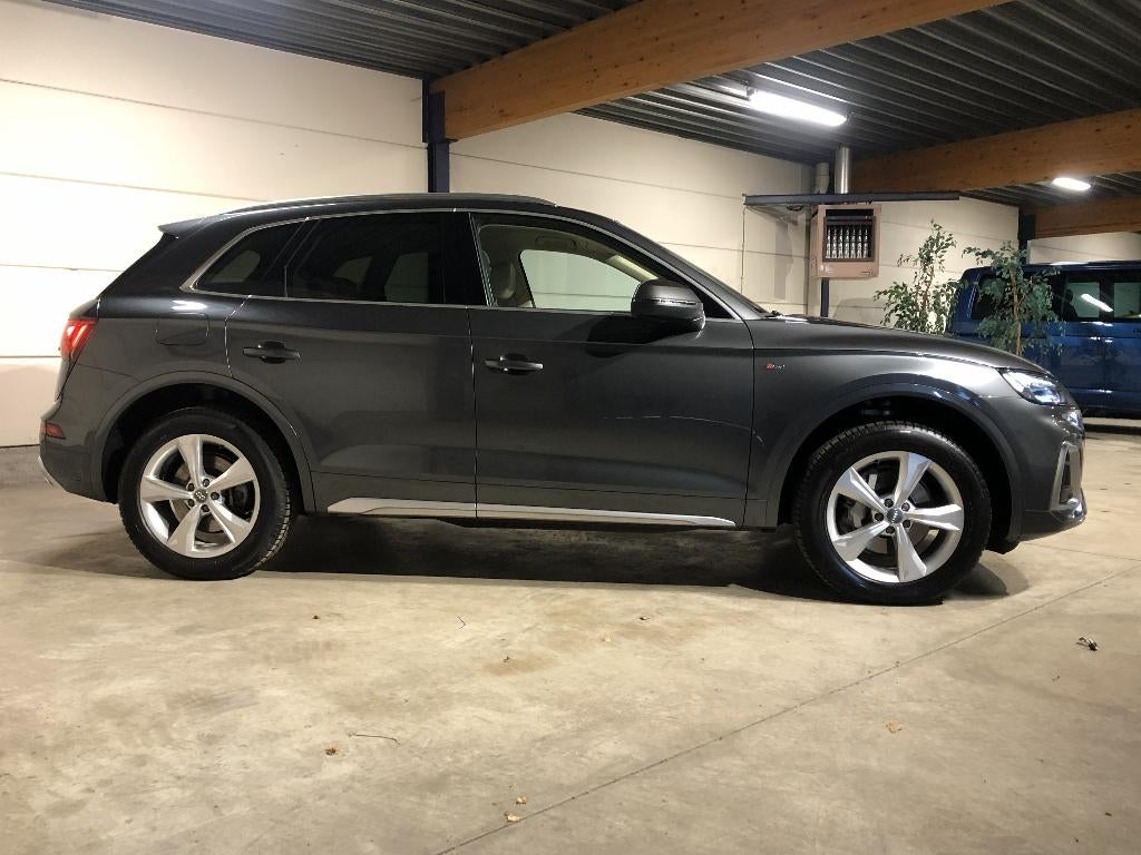 Audi Q5 40 TDI Qauttro Business Ed. Sline S-tronic 150kW, Autos, Audi, Argent ou Gris, Entreprise, 1968 cm³, 5 portes